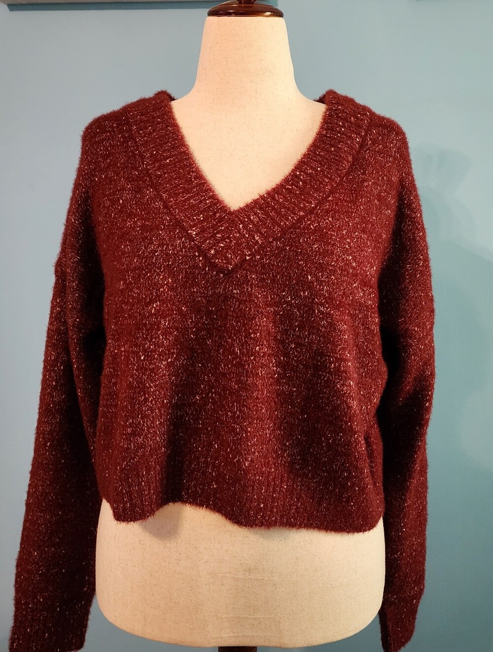 VENUS Metallic Burgundy Crewneck Sweater